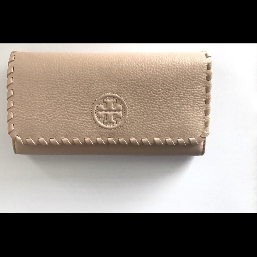 Tory Burch wallet